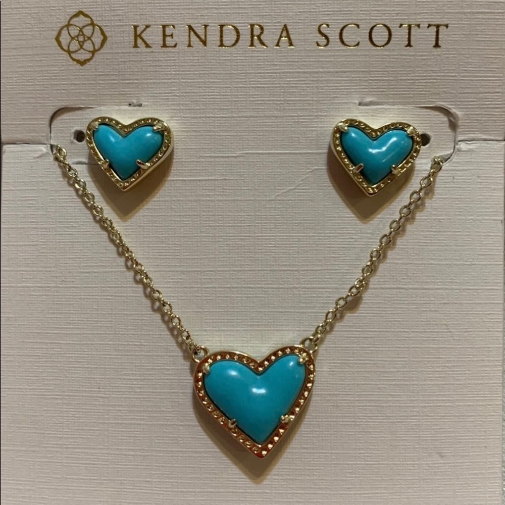 Kendra Scott Ari Gold Stud Earrings Pendant